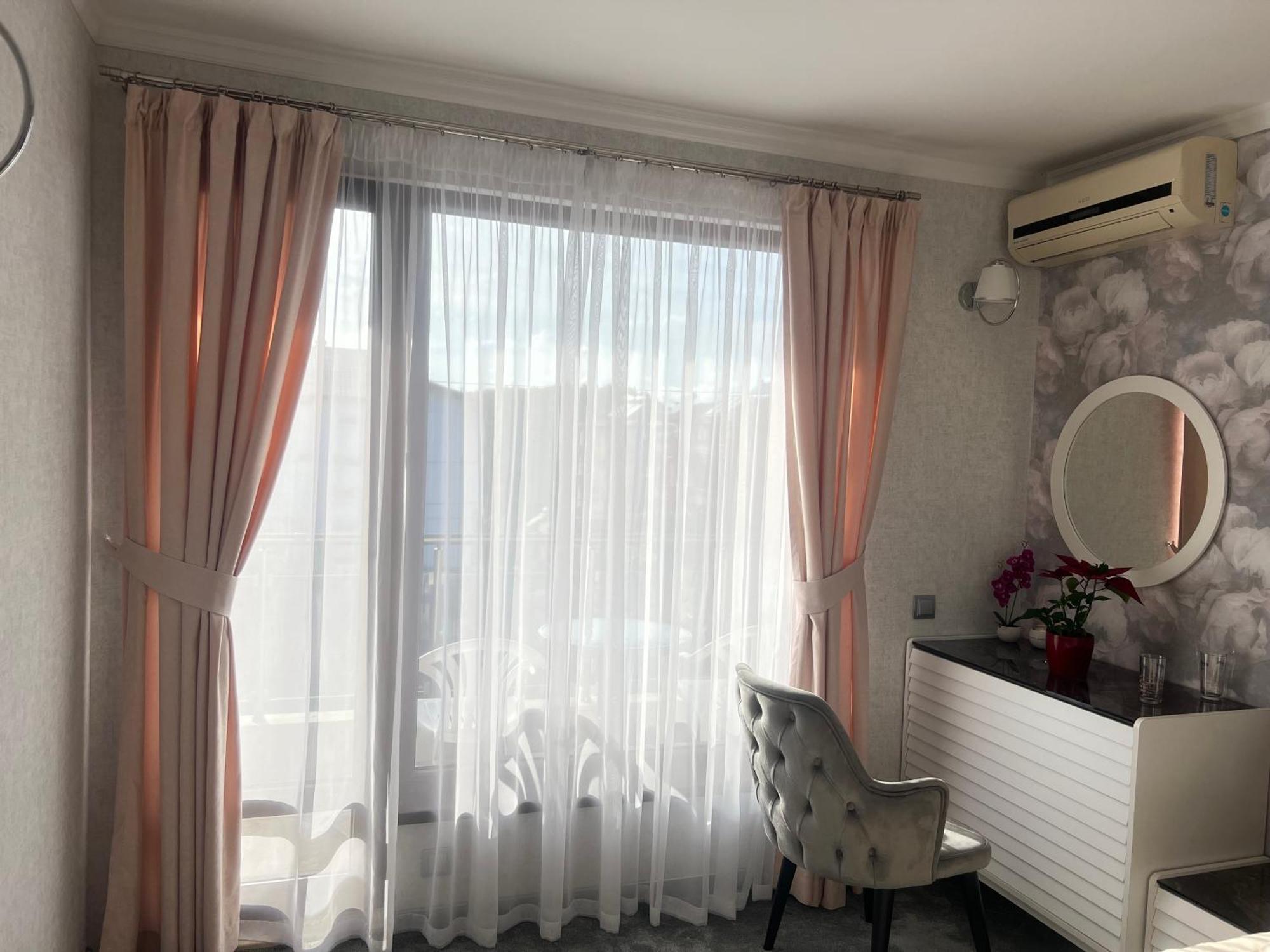 Hotel Lazur Kiten  Bagian luar foto