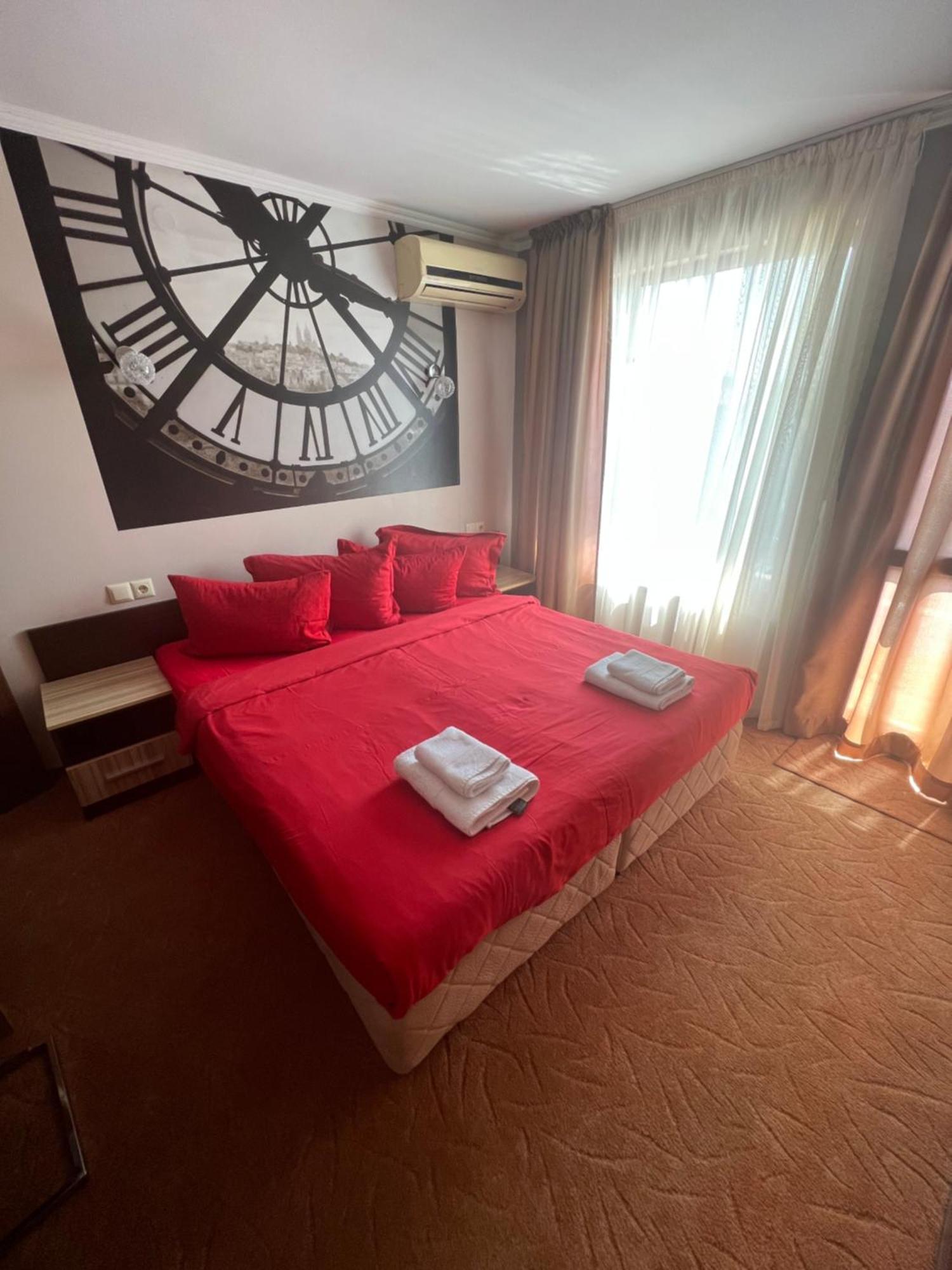 Hotel Lazur Kiten  Bagian luar foto